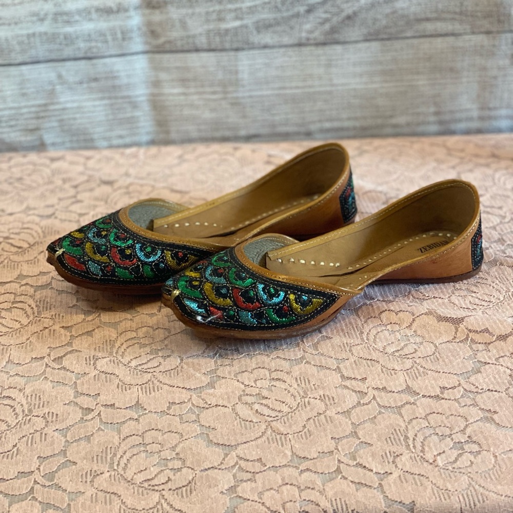 Zebidah decorative flats ❤️❤️❤️